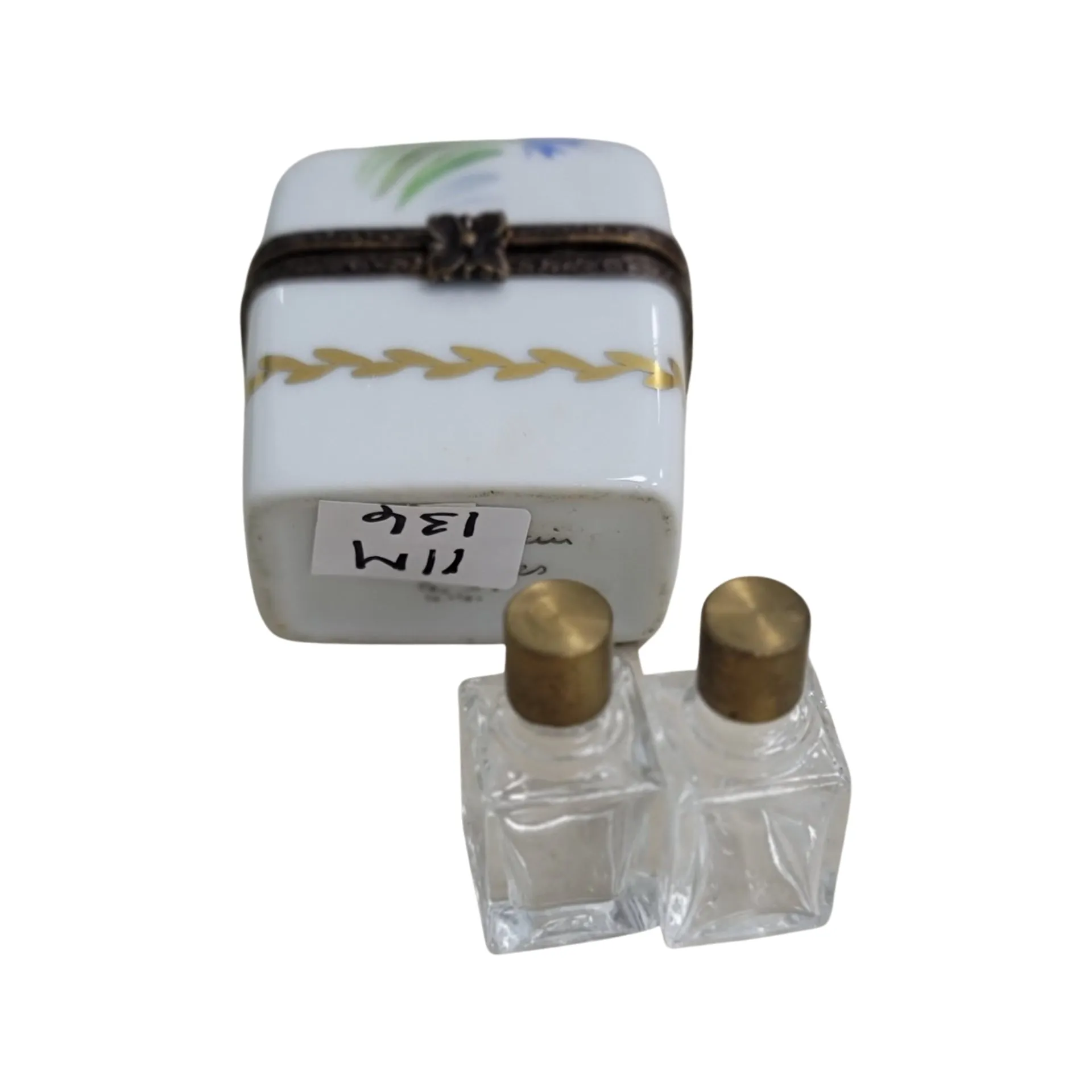 2 Perfume Flowers