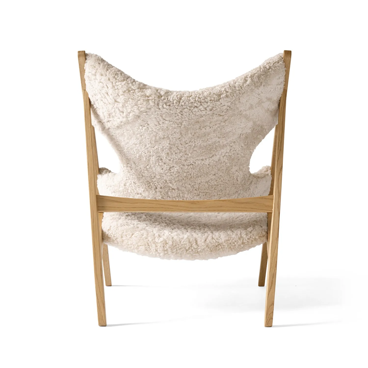 audo copenhagen (menu) | knitting lounge chair | sheepskin nature   natural oak base