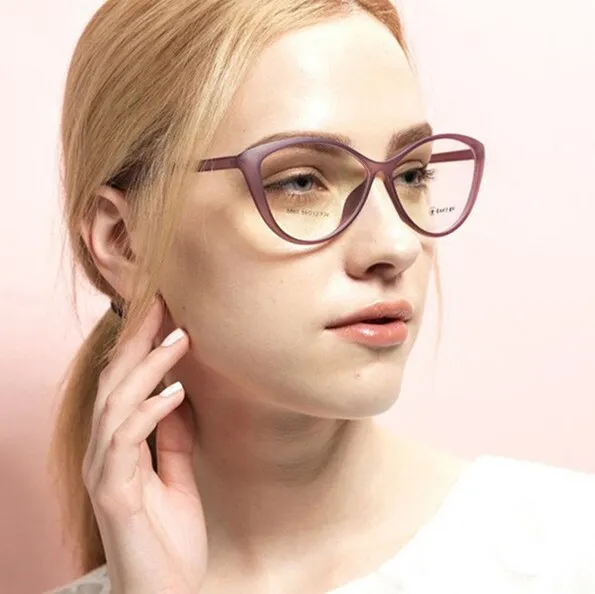 Chashma Women's Full Rim Cat Eye Tr 90  Eyeglasses Mp01