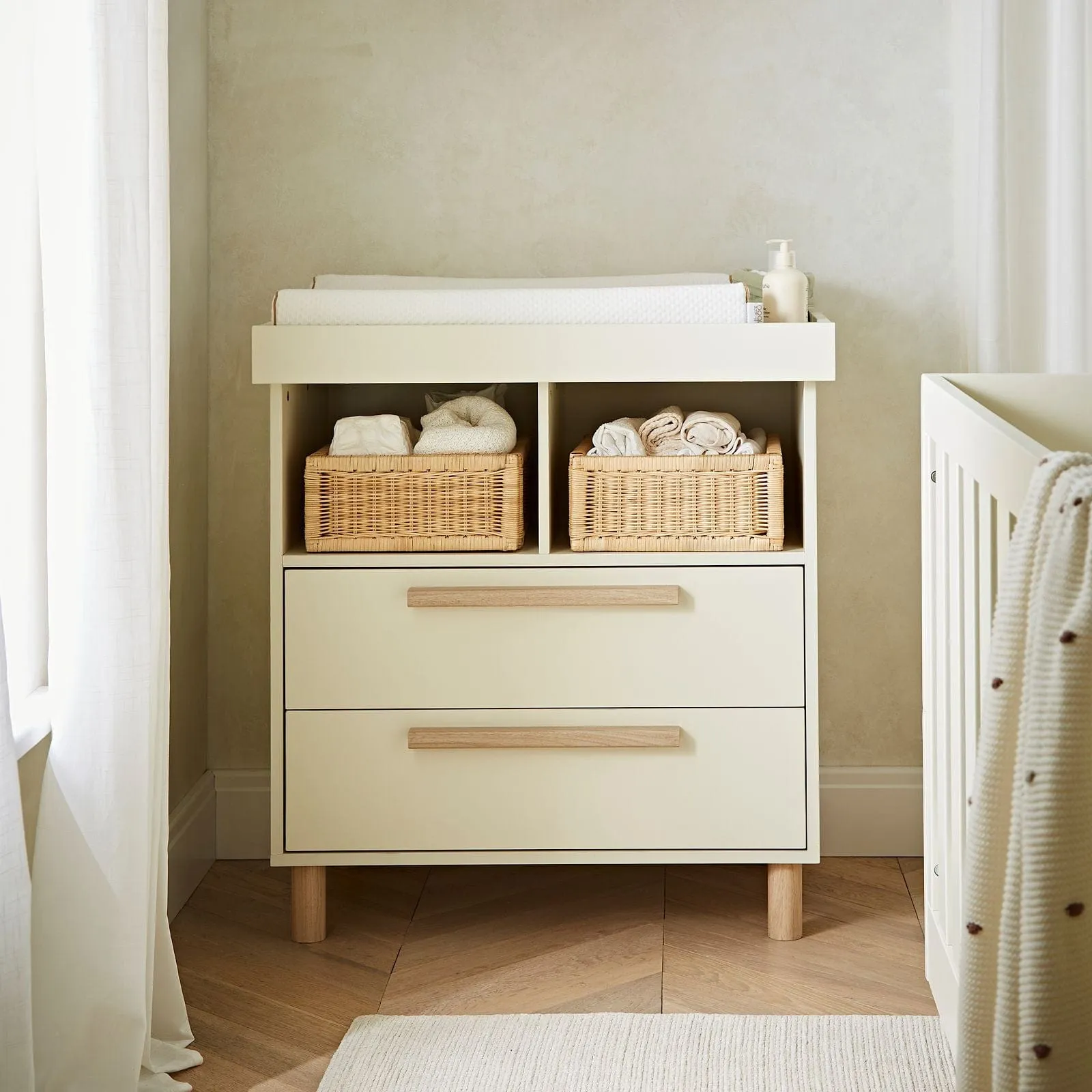 Cuddle Co Harper Dresser Changer | Cream & Ash