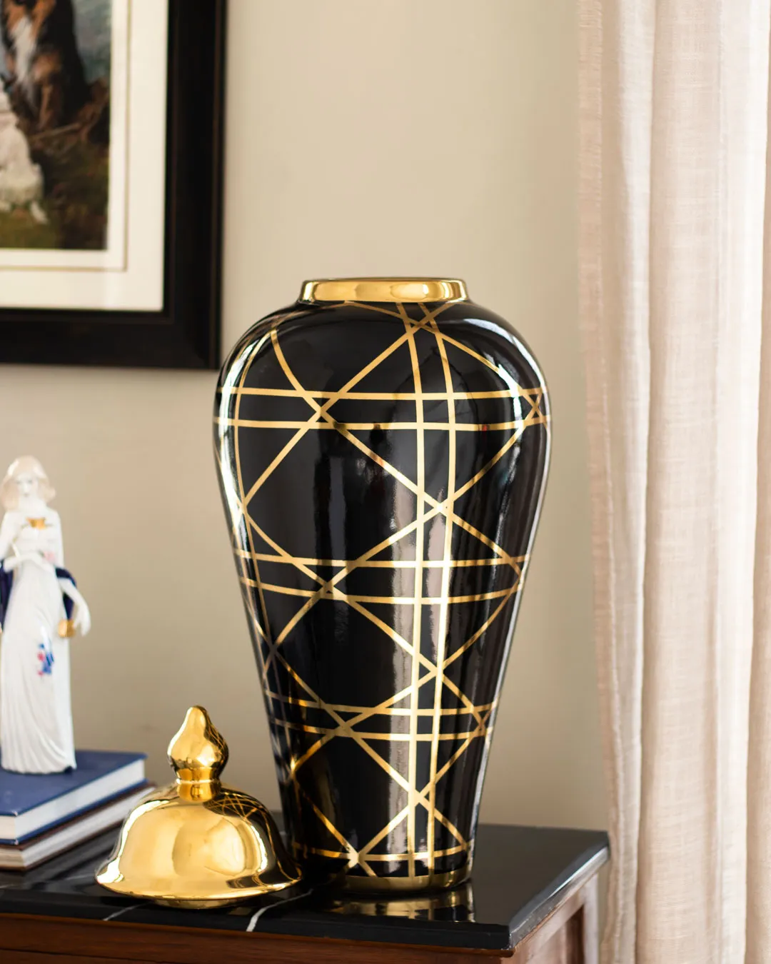 'Golden Stroke' Temple Jar - Large