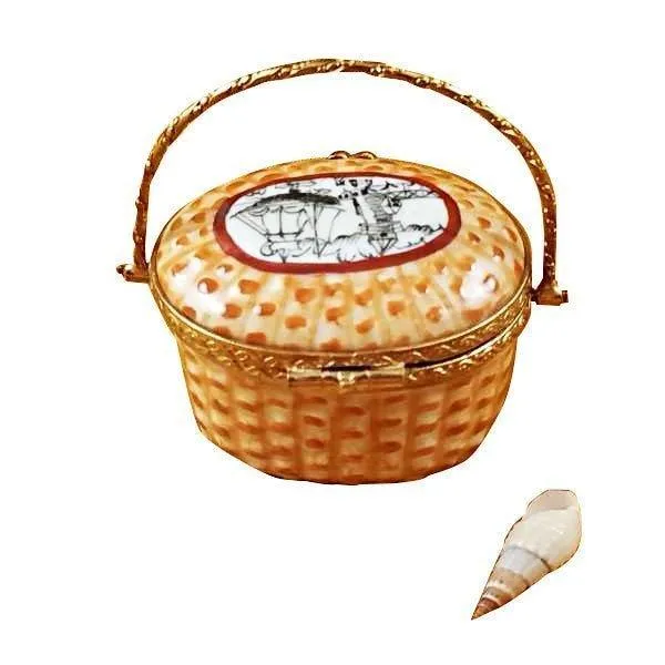 Nantucket Basket with Lighthouse