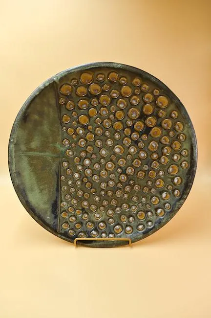 Round Stoneware Engraved Platter