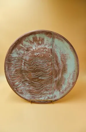 Round Stoneware Engraved Platter