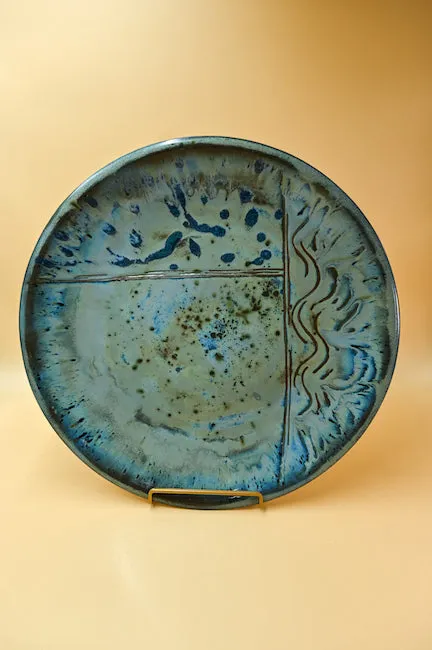 Round Stoneware Engraved Platter