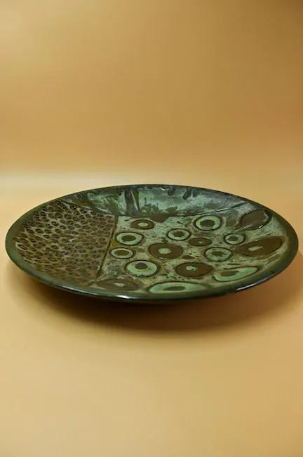 Round Stoneware Engraved Platter
