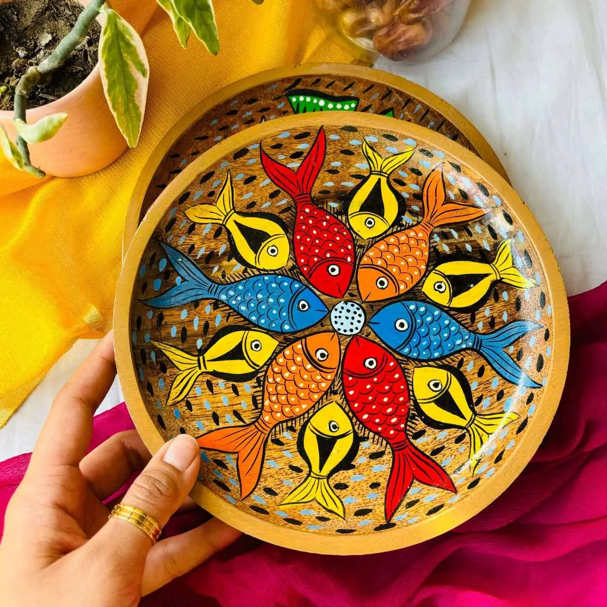 Taal Round Handcrafted Mango Wood Platter